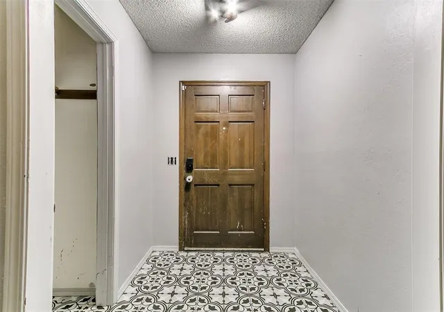 Photo 4 of Sale Pending at 222 Choctaw Pl, Yukon, OK 73099 | MLS# 1255108 | Listing updated on 2026-10-29