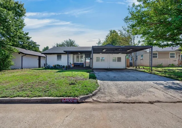 Single family home for sale at 4408 Southeast 42nd Ter, Del City, OK 73115 | MLS# 1255110