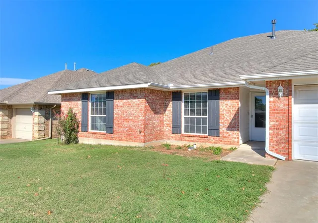Photo 2 of Single family home for sale at 14421 Timberdale Dr, Choctaw, OK 73020 | MLS# 1255113 | Listing updated on 2026-10-23