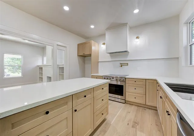 Photo 1 of Single family home for sale at 315 Ne 14th Street, Oklahoma City, OK 73104 | MLS# 1255137 | Listing updated on 2026-10-23