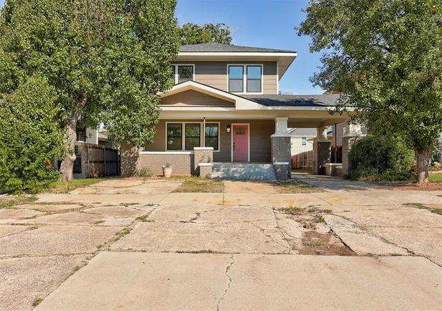 Photo 4 of Single family home for sale at 315 NE 14th Street, Oklahoma City, OK 73104 | MLS# 1255137 | Listing updated on 2026-10-23
