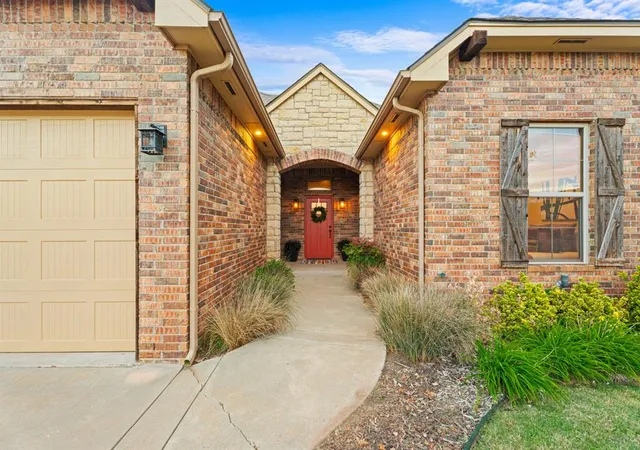 Photo 1 of Single family home for sale at 3740 Timberbrook Dr, Norman, OK 73069 | MLS# 1255149 | Listing updated on 2026-10-28