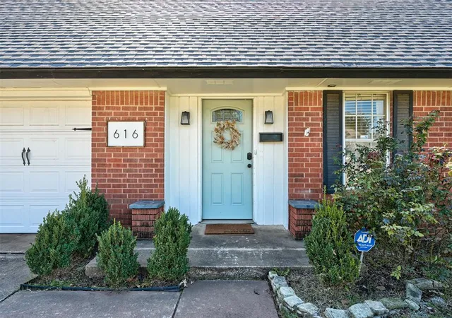Photo 1 of Single family home for sale at 616 Redstone Ave, Edmond, OK 73013 | MLS# 1255160 | Listing updated on 2026-10-28