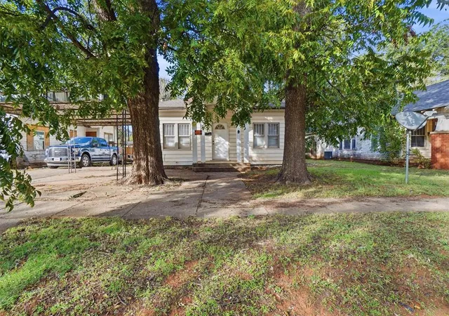 Photo 1 of Single family home for sale at 919 W 2nd Street, Elk City, OK 73644 | MLS# 1255175 | Listing updated on 2026-10-29