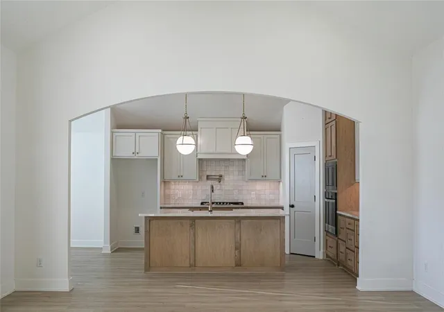 Photo 4 of Single family home for sale at 15800 Bison Dr, Oklahoma City, OK 73170 | MLS# 1255187 | Listing updated on 2026-10-26