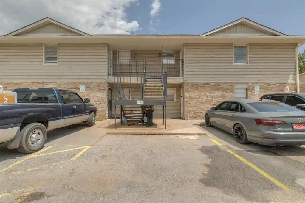 Listing Photo 30 - Condo for sale in 6732 N Meridian Ave located at 6732 N Meridian Ave, Oklahoma, OK 73116 - Unit 6732 N Meridian Ave