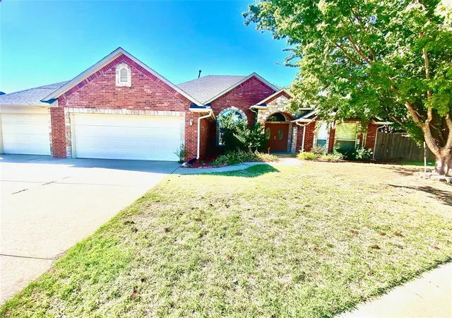 Photo 1 of Single family home for sale at 17125 Platinum Ln, Edmond, OK 73012 | MLS# 1255206 | Listing updated on 2026-10-29