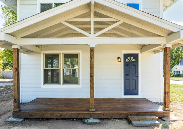 Photo 1 of Single family home for sale at 401 E 14th Avenue, Stillwater, OK 74074 | MLS# 1255228 | Listing updated on 2026-10-22