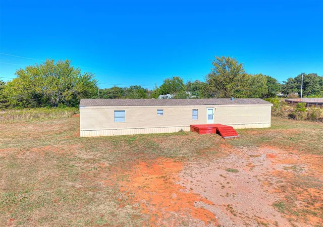 Photo 1 of Sale Pending at 2650 Woodbury Pl, Guthrie, OK 73044 | MLS# 1255269 | Listing updated on 2026-10-28