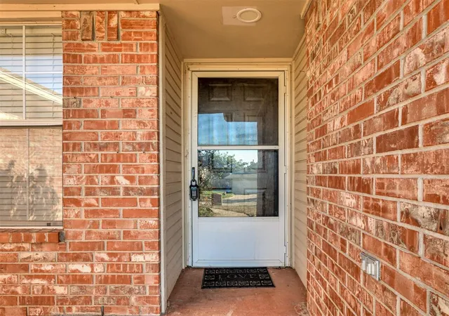 Photo 2 of Single family home for sale at 9123 Orange Dr, Midwest City, OK 73130 | MLS# 1255270 | Listing updated on 2026-10-29