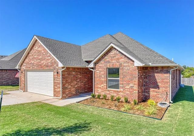 Photo 1 of Single family home for sale at 2013 Jackson Dr, Norman, OK 73071 | MLS# 1255277 | Listing updated on 2026-10-26
