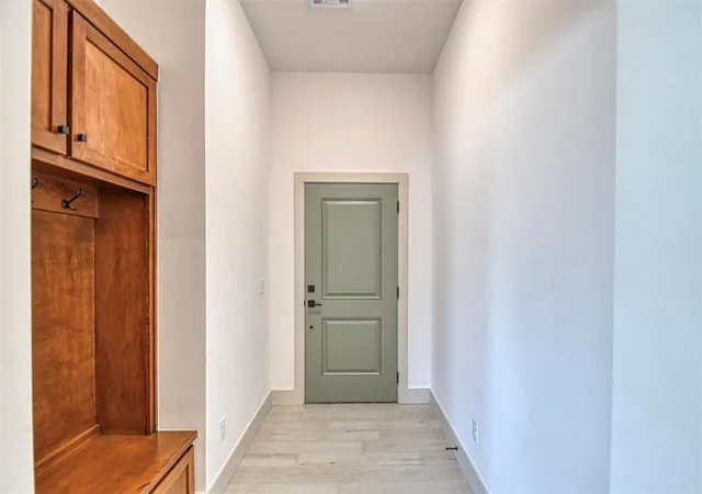 Photo 3 of Single family home for sale at 2013 Jackson Dr, Norman, OK 73071 | MLS# 1255277 | Listing updated on 2026-10-26