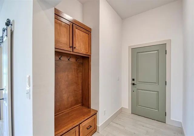 Photo 4 of Single family home for sale at 2013 Jackson Dr, Norman, OK 73071 | MLS# 1255277 | Listing updated on 2026-10-26