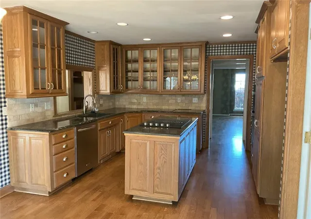 Photo 3 of Single family home for sale at 4108 Old Farm Rd, Oklahoma City, OK 73120 | MLS# 1255295 | Listing updated on 2026-10-30