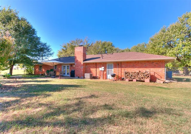 Photo 3 of Sale Pending at 2630 N W Oaks Dr, Newcastle, OK 73065 | MLS# 1255302 | Listing updated on 2026-10-29