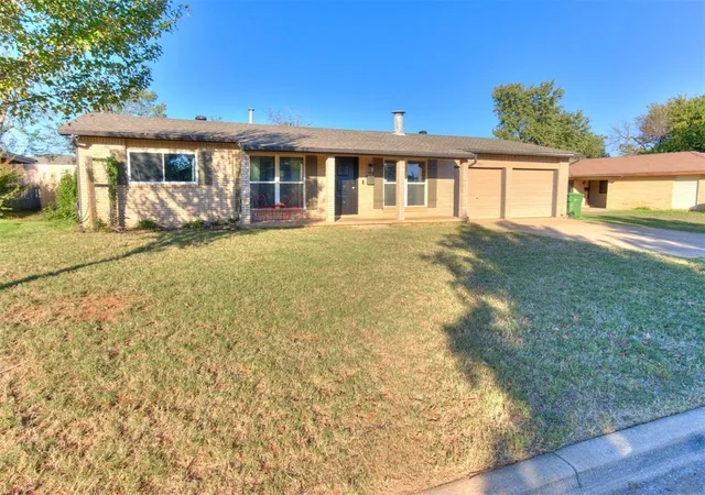 Photo 2 of Single family home for sale at 1101 Winnipeg Dr, Yukon, OK 73099 | MLS# 1255323 | Listing updated on 2026-10-27