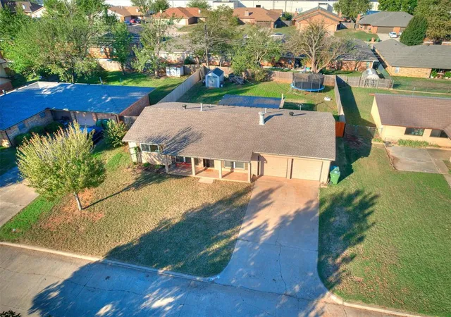 Photo 1 of Single family home for sale at 1101 Winnipeg Dr, Yukon, OK 73099 | MLS# 1255323 | Listing updated on 2026-10-27