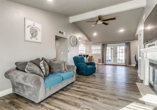 Photo 4 of Single family home for sale at 1101 Winnipeg Dr, Yukon, OK 73099 | MLS# 1255323 | Listing updated on 2026-10-27