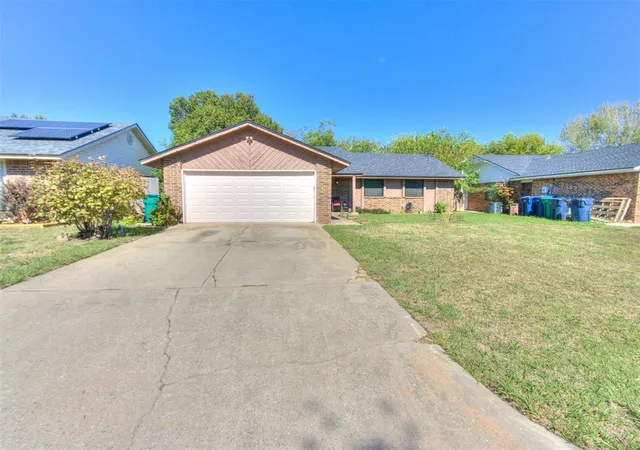 Single family home for sale at 617 NW 117th Street, Oklahoma City, OK 73114 | MLS# 1255343