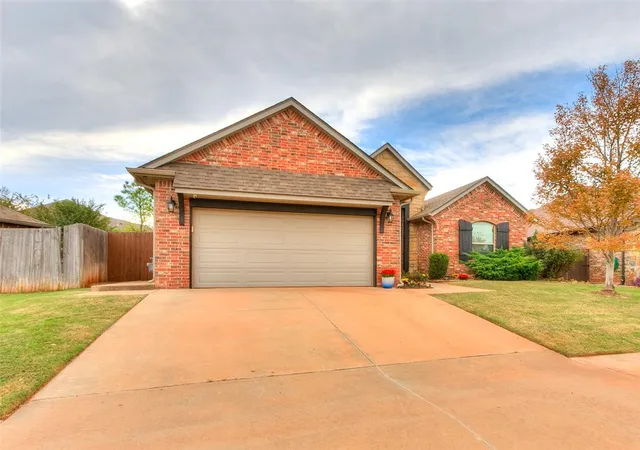 Photo 1 of Single family home for sale at 920 NW 191st Street, Edmond, OK 73012 | MLS# 1255347 | Listing updated on 2026-10-27