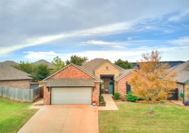 Photo 3 of Single family home for sale at 920 NW 191st Street, Edmond, OK 73012 | MLS# 1255347 | Listing updated on 2026-10-27