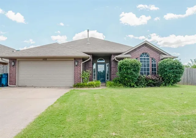 Single family home for sale at 1122 Dustin Dr, Edmond, OK 73003 | MLS# 1255395