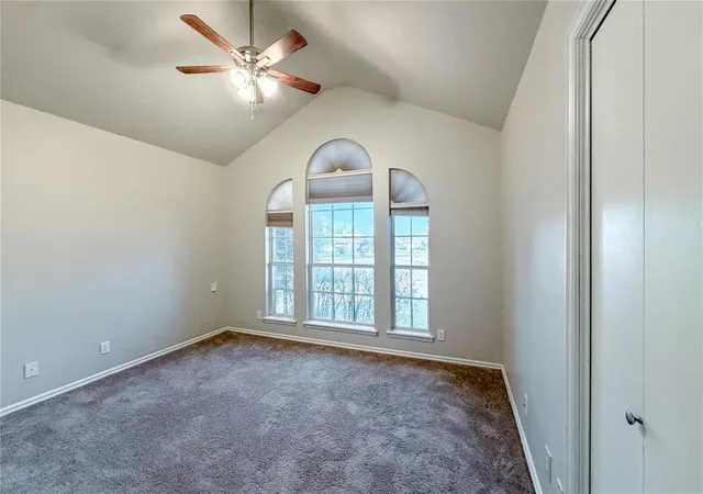 Photo 4 of Single family home for sale at 1122 Dustin Dr, Edmond, OK 73003 | MLS# 1255395 | Listing updated on 2026-10-26