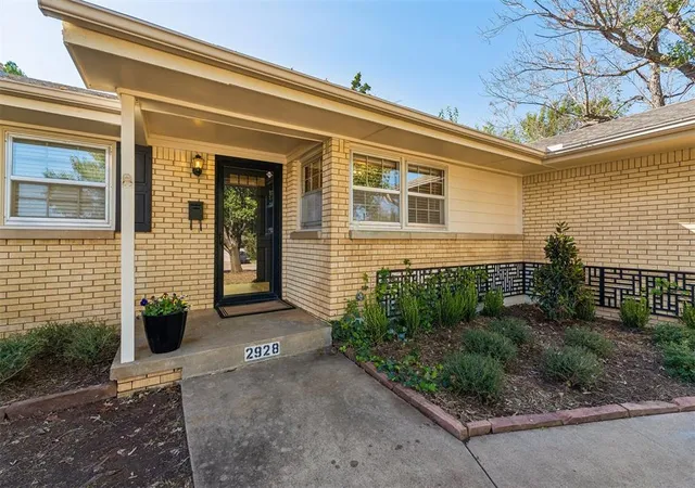 Photo 1 of Single family home for sale at 2928 NW 70th Street, Oklahoma City, OK 73116 | MLS# 1255407 | Listing updated on 2026-10-28