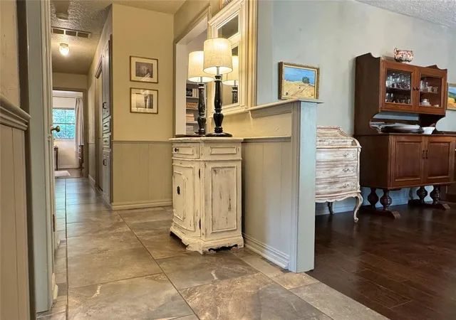 Photo 3 of Single family home for sale at 1632 S Berry Rd, Norman, OK 73072 | MLS# 1255412 | Listing updated on 2026-10-29