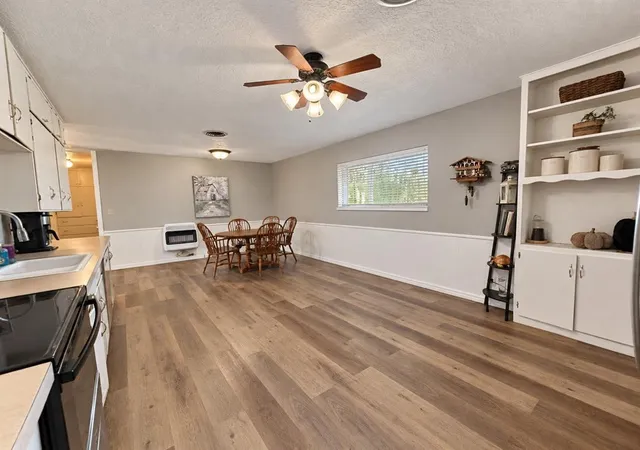 Photo 4 of Single family home for sale at 1019 E Lincoln St, Sentinel, OK 73664 | MLS# 1255419 | Listing updated on 2026-10-28