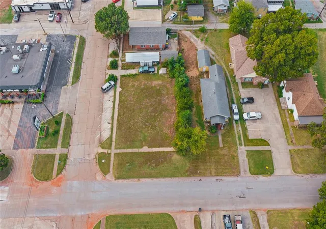 Photo 3 of Single family home for sale at 424 S Husband St, Stillwater, OK 74074 | MLS# 1255432 | Listing updated on 2026-10-29