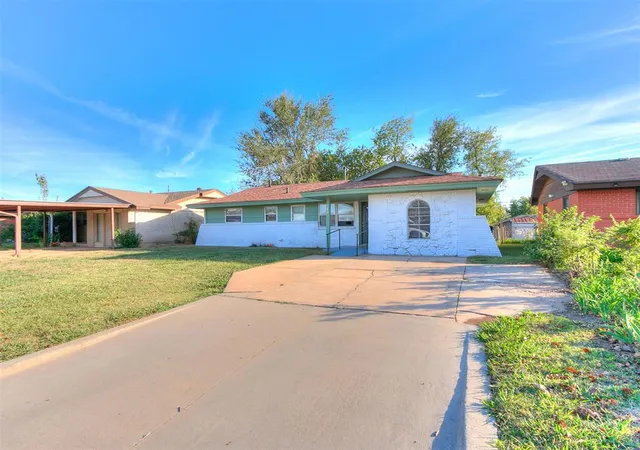 Photo 2 of Single family home for sale at 740 SW 1st Street, Moore, OK 73160 | MLS# 1255445 | Listing updated on 2026-10-29