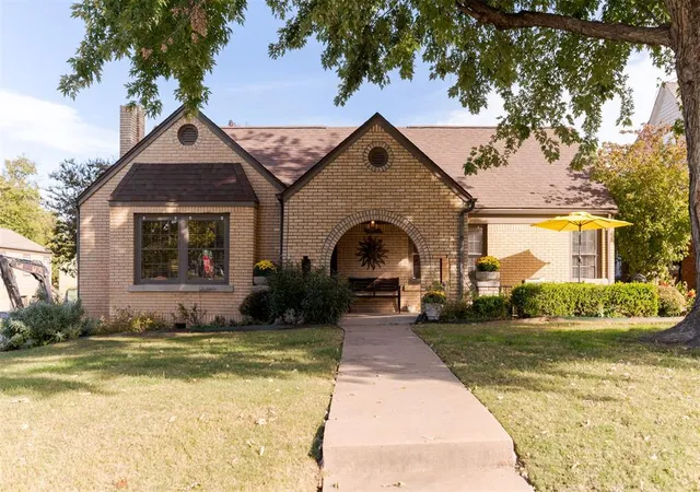 Single family home for sale at 2241 NW 28th Street, Oklahoma City, OK 73107 | MLS# 1255447