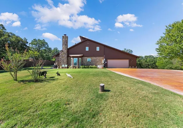 Photo 1 of Single family home for sale at 19925 Brookshire Rd, Arcadia, OK 73007 | MLS# 1255462 | Listing updated on 2026-10-28