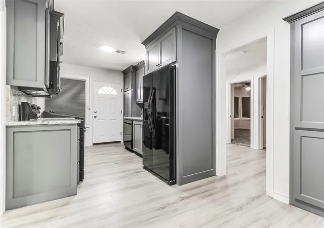 Photo 3 of Single family home for sale at 715 W Wisconsin Ave, Chickasha, OK 73018 | MLS# 1255471 | Listing updated on 2026-10-26