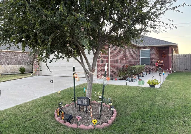 Photo 1 of Single family home for sale at 11625 Jude Way, Yukon, OK 73099 | MLS# 1255494 | Listing updated on 2026-10-27