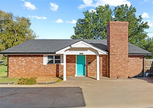 Photo 1 of Single family home for sale at 804 E 2nd Street, Cordell, OK 73632 | MLS# 1255496 | Listing updated on 2026-10-28