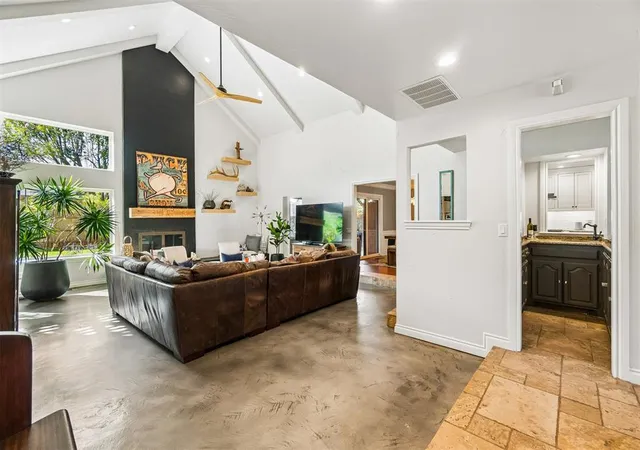 Photo 4 of Single family home for sale at 3216 Prairie Rose Rd, Oklahoma City, OK 73120 | MLS# 1255511 | Listing updated on 2026-10-29