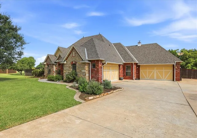 Photo 3 of Single family home for sale at 12917 Sw 53rd Street, Mustang, OK 73064 | MLS# 1255521 | Listing updated on 2026-10-29