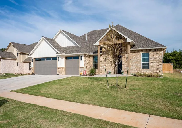 Photo 1 of Single family home for sale at 623 Siena Springs Dr, Norman, OK 73071 | MLS# 1255526 | Listing updated on 2026-10-29