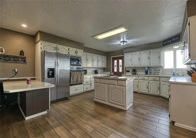 Photo 4 of Sale Pending at 38470 E County Rd 1450, Granite, OK 73547 | MLS# 1255536 | Listing updated on 2026-10-29