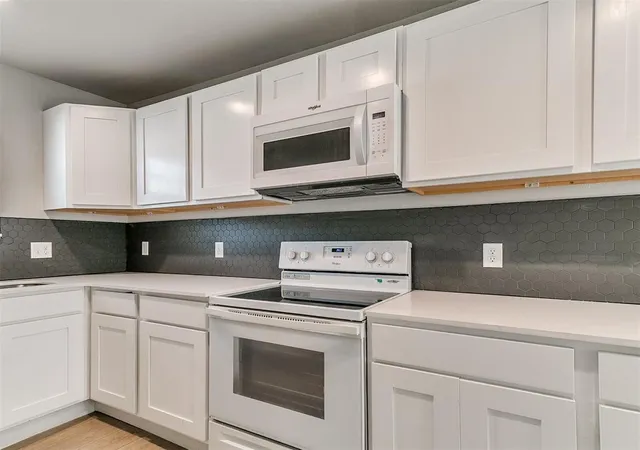 Photo 4 of Single family home for sale at 1605 S 13th Street, Chickasha, OK 73018 | MLS# 1255540 | Listing updated on 2026-10-27