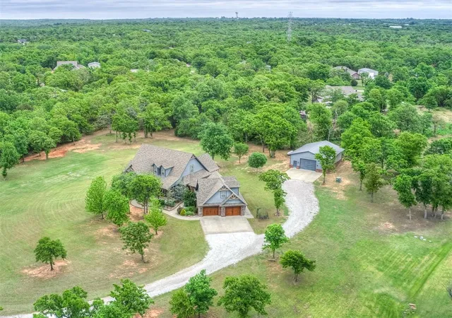 Single family home for sale at 7979 NE 144th Avenue, Newalla, OK 74857 | MLS# 1255550