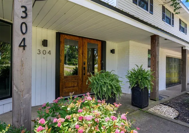 Photo 4 of Single family home for sale at 304 N Denison Rd, Idabel, OK 74745 | MLS# 1255557 | Listing updated on 2026-10-27