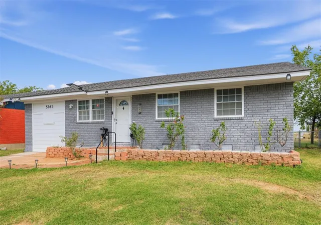 Photo 1 of Single family home for sale at 5361 Nw Oak Ave, Lawton, OK 73505 | MLS# 1255561 | Listing updated on 2026-10-27