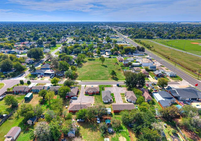 Photo 4 of House for sale at 2819 SW 33rd Street, Oklahoma City, OK 73119 | MLS# 1255584 | Listing updated on 2026-10-28