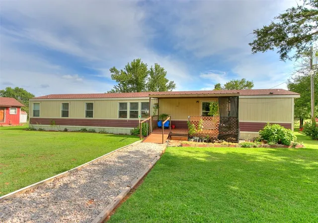 Photo 1 of Single family home for sale at 9904 N Bethel Rd, Norman, OK 73026 | MLS# 1255586 | Listing updated on 2026-10-27