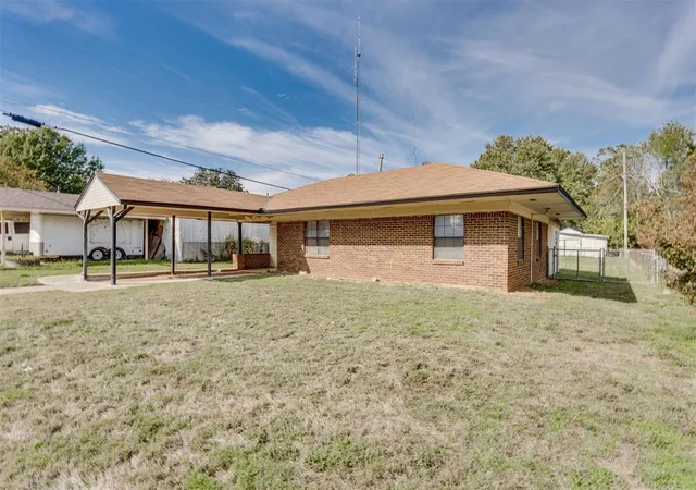 Photo 2 of Single family home for sale at 3617 Mistletoe Ave, Oklahoma City, OK 73115 | MLS# 1255587 | Listing updated on 2026-10-28
