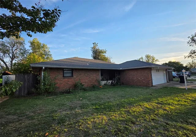 Photo 3 of Single family home for sale at 2524 Sw 69th Street, Oklahoma City, OK 73159 | MLS# 1255595 | Listing updated on 2026-10-28