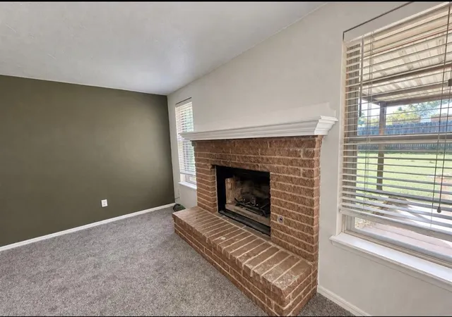 Photo 3 of Single family home for sale at 1054 Cumberland Mansion, Yukon, OK 73099 | MLS# 1255601 | Listing updated on 2026-10-27